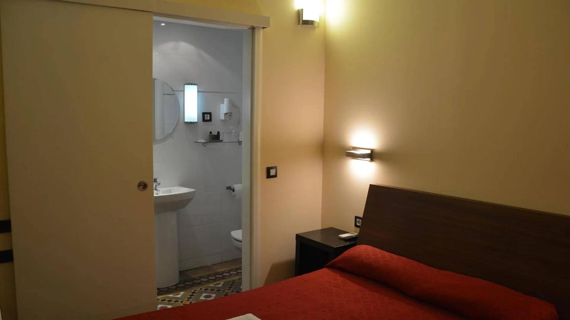 Center Gran Via Hotel Barcelona